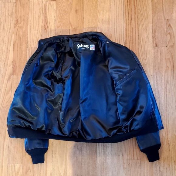 Schott Slim Leather Bomber Jacket - Black (M) - Picture 3 of 8